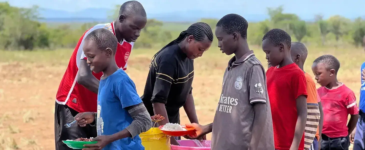 Feeding children in the community